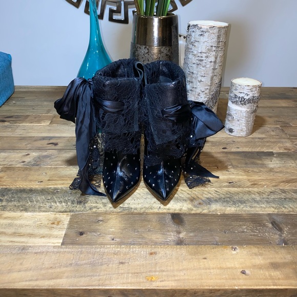 Saint Laurent Era 110 Studded Leather Ankle Boots - Picture 6 of 8